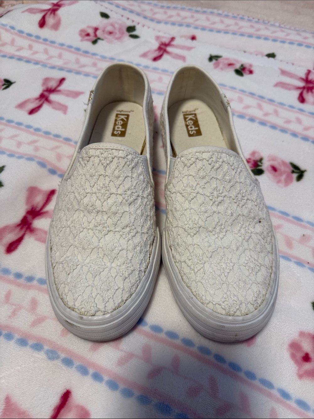 Keds Cream Lace Slip-On Sneakers